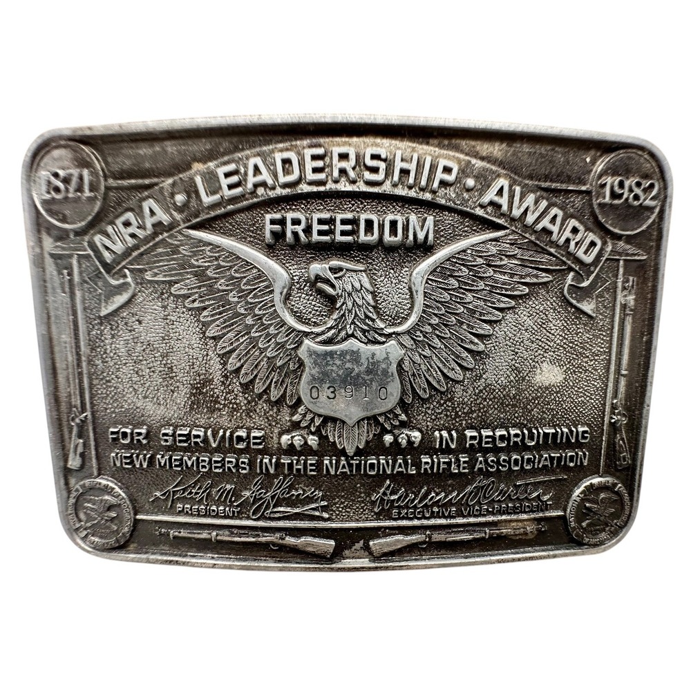1980s NRA LEADERSHIP AWARD FOR SERVICE‎ IN RECRUITING SILVER METAL BELT BUCKLE